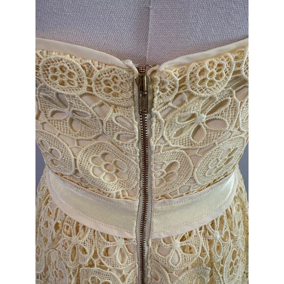 Self-Portrait Crochet Halter Dress in Butter Yellow (Size 6) - Picture 9 of 12